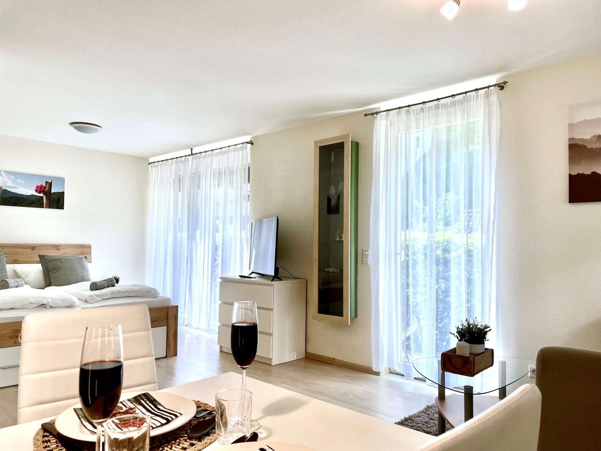 Relaxapartments Black Forest Diamond Direkt An Der Hornberger Freilichtbuehne - Sonnenterrasse Mit Blick Auf Das Hornberger Schloss, Schnelles Internet, Fuer Bis Zu 2 Personen Extérieur photo
